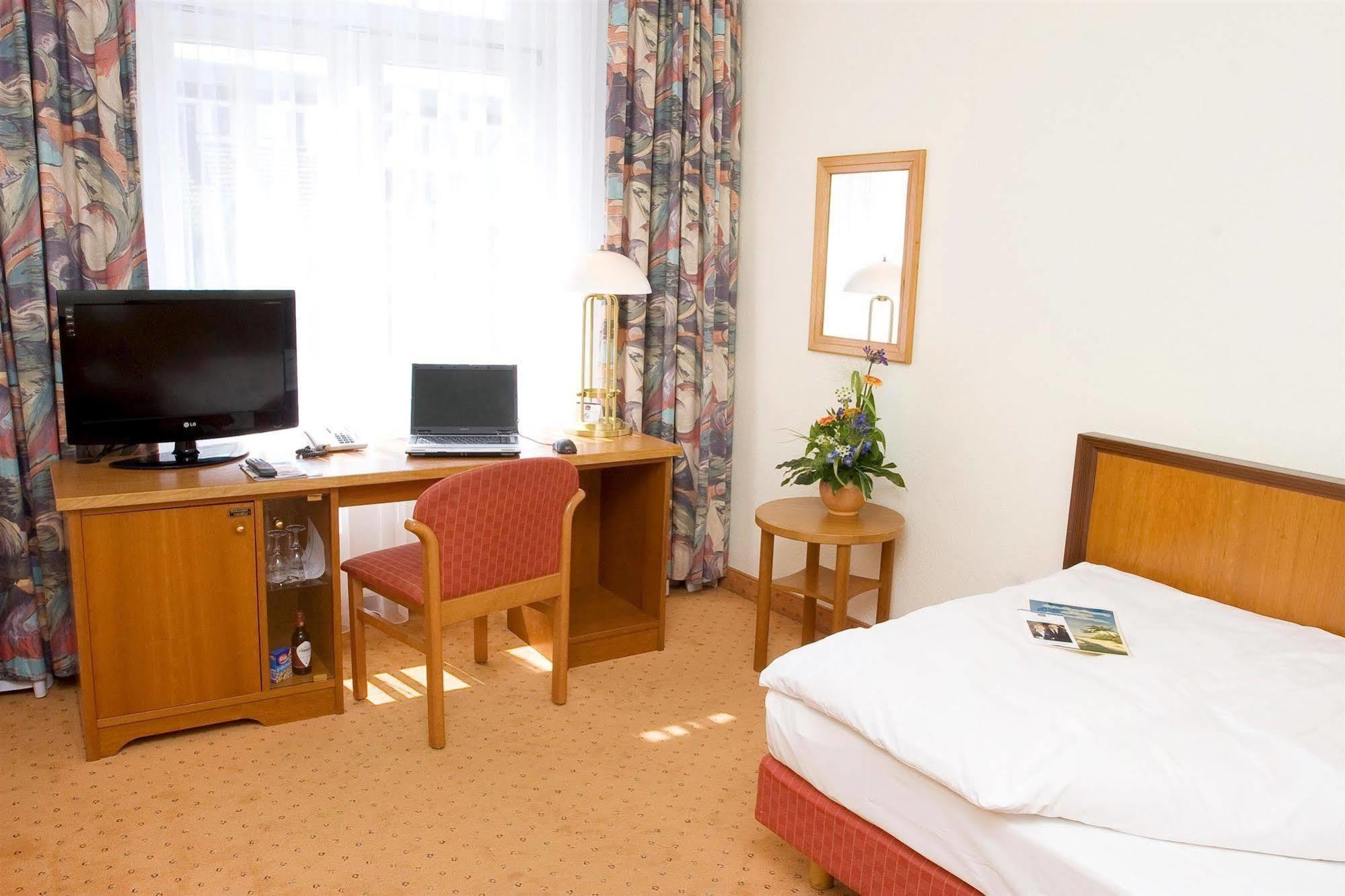 Best Western Plus Hotel Excelsior Erfurt Room photo
